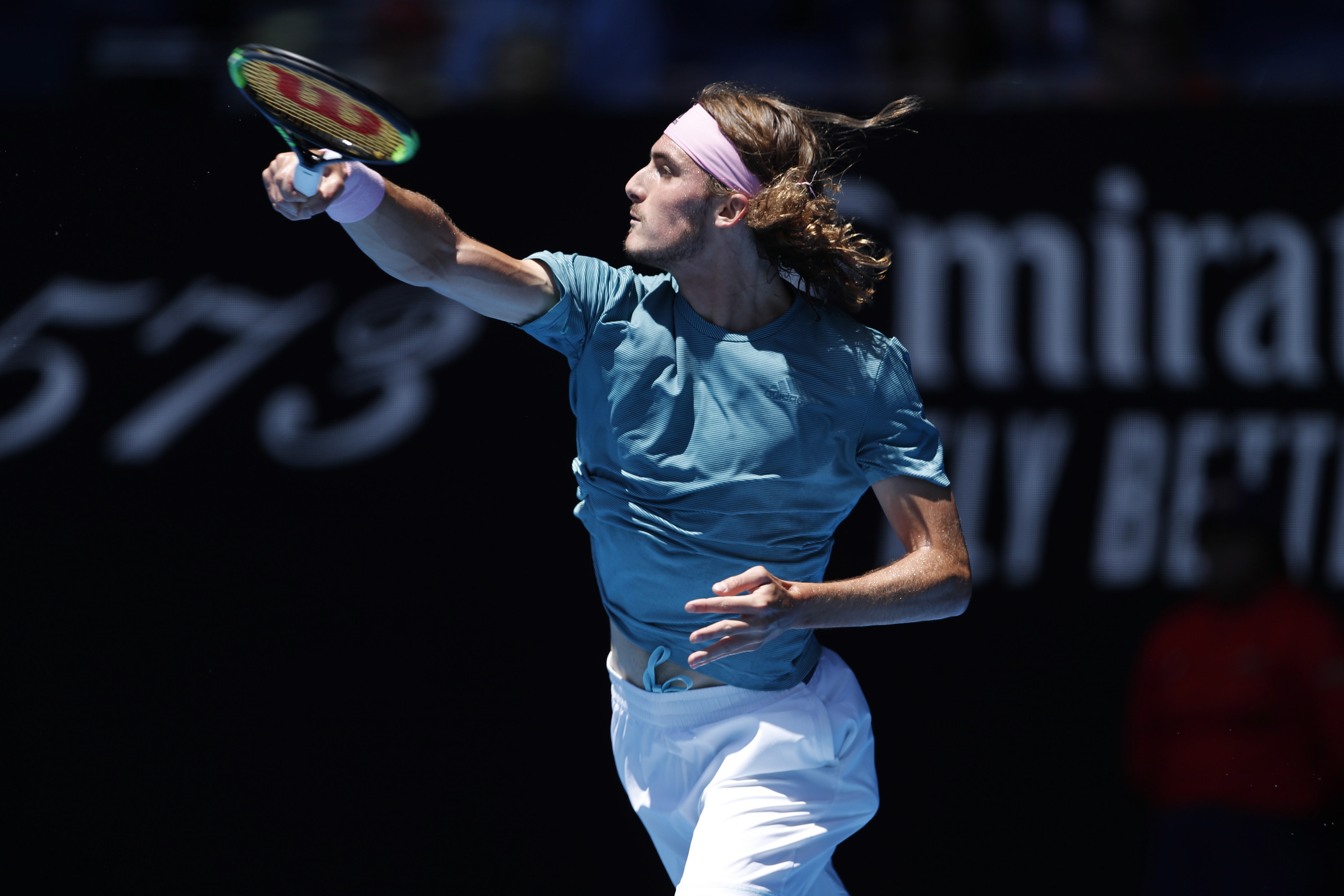 澳网险胜年终总决赛，西西帕斯统治全场的简单介绍